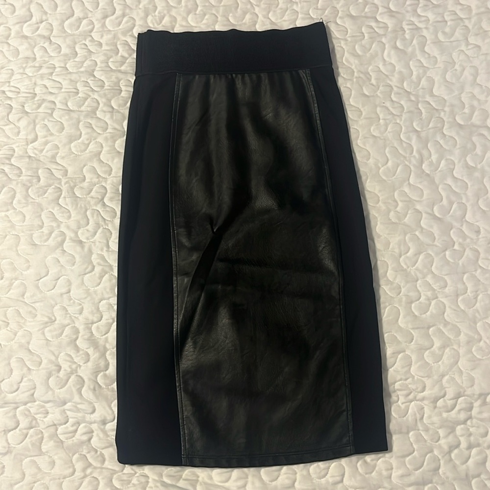 Black pencil skirt with pleather center.